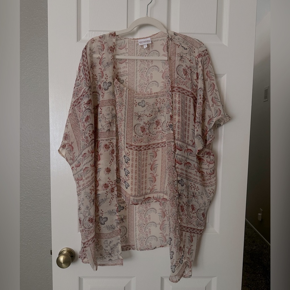 Blouse and shawl set